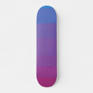 Blaues lila Farbverlaufsfeld Skateboard