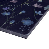 Blaues Lila Hübsches Wildblume Blumenmuster Schneidebrett (Ecke)