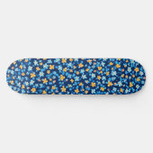 Blaues Little-Blume-Muster Skateboard (Horizontal)
