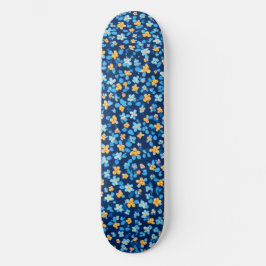 Blaues Little-Blume-Muster Skateboard