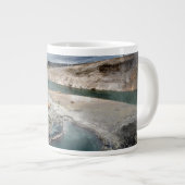 Blaues Loch Jumbo-Tasse (Vorderseite Rechts)