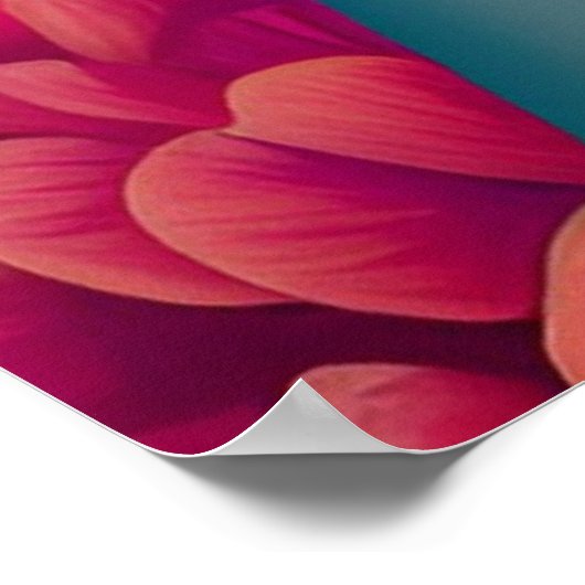 Blaues Mädchen mit goldfarbener antiker Krone Poster (Ecke)