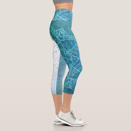 Blaues Mandala Capri Leggings (Rechts)
