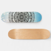 Blaues Mandala Geometrisches Abstraktes Muster Skateboard (Horizontal)