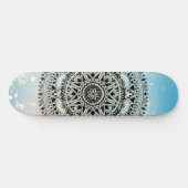 Blaues Mandala Geometrisches Abstraktes Muster Skateboard (Horizontal)