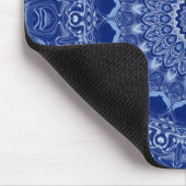 Blaues Mandala Muster mit Sternexplosion Symmetrie Mousepad (Ecke)