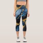 Blaues Marmormuster mit Gold Capri Leggings (Vorderseite)