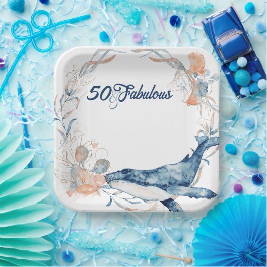 Blaues Meer am Strand, fünfzig und wunderbarer Geb Pappteller (Party)