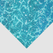 Blaues Meer Wasser mit Glitzern Seidenpapier (Ausschnitt)