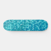 Blaues Meer Wasser mit Glitzern Skateboard (Horizontal)