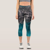 Blaues Meerwasser aus schwarzem Marmor Capri Leggings (Vorderseite)