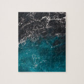 Blaues Meerwasser aus schwarzem Marmor Puzzle (Vertikal)