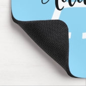 Blaues Monogramm-Name-Script personalisiertes Desi Mousepad (Ecke)