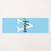 Blaues Monogramm-Name-Script Personalisiertes Desi Yogamatte (Vorderseite (Horizontal))