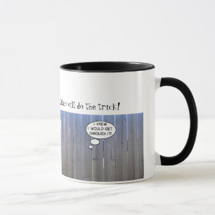 Blaues Monster im Zaun feststecken Tasse