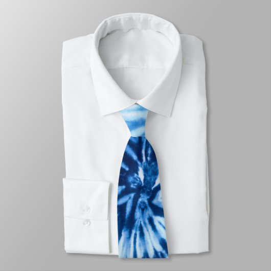 Blaues Muster der gefärbte Krawatte (Gebunden)