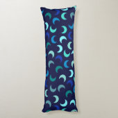 Blaues New Moon Muster Seitenschläferkissen (Rückseite (Vertikal))