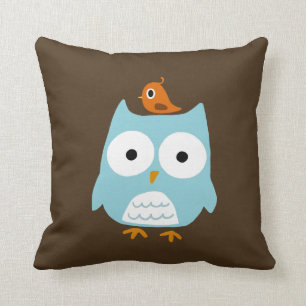 Blaues Owl mit kleinen Orangenvögeln Kissen