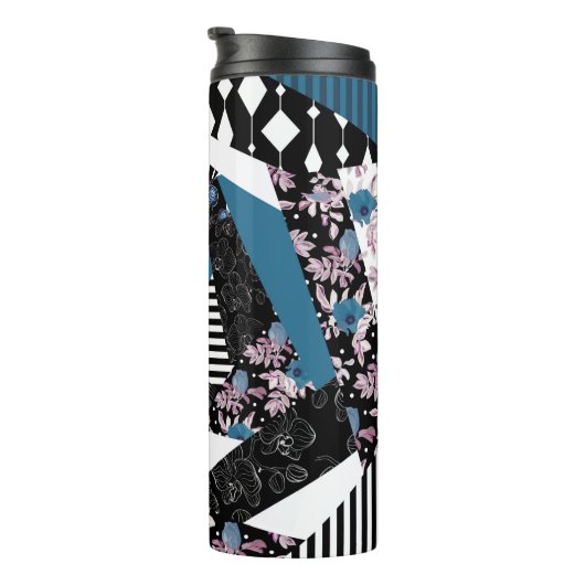 Blaues Patchwork, beliebt, Patchwork, Folk, rustik Thermosbecher (Nach rechts gedreht)