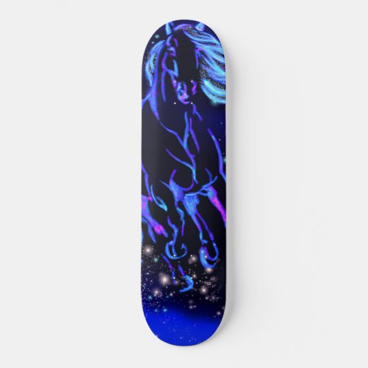 Blaues Pferd auf der Starry Night Skateboard (Vorderseite)