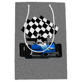 Blaues Rennfahrzeug mit Checkflagge Mittlere Geschenktüte