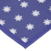 Blaues Rosass und Schneeflocken Tischdecke (Schrägansicht)