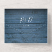 Blaues Rustikales Holz QR Code Monogram Floral Wed All In One Einladung (Rückseite)