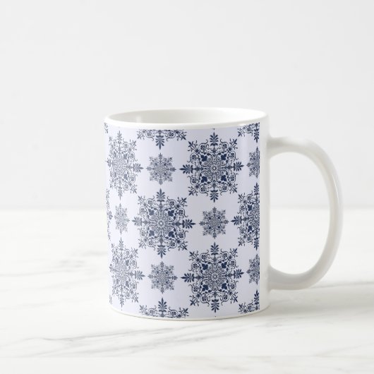 Blaues Schneeflocken-Damaskatmuster Kaffeetasse (Rechts)