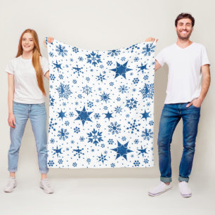Blaues Schneeflockenmuster Fleecedecke