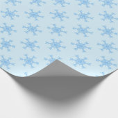 Blaues Schneeflockenmuster Geschenkpapier (Ecke)