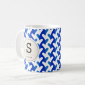 Blaues Seeherz-Muster mit modernem Monogramm Kaffeetasse (Vorderseite Links)