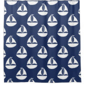 Blaues Segelboot nach Muster Duschvorhang (Vorderseite)