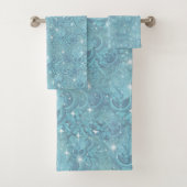 Blaues seidiges Wiederholmuster und weiße Glitzern Badhandtuch Set (Insitu)