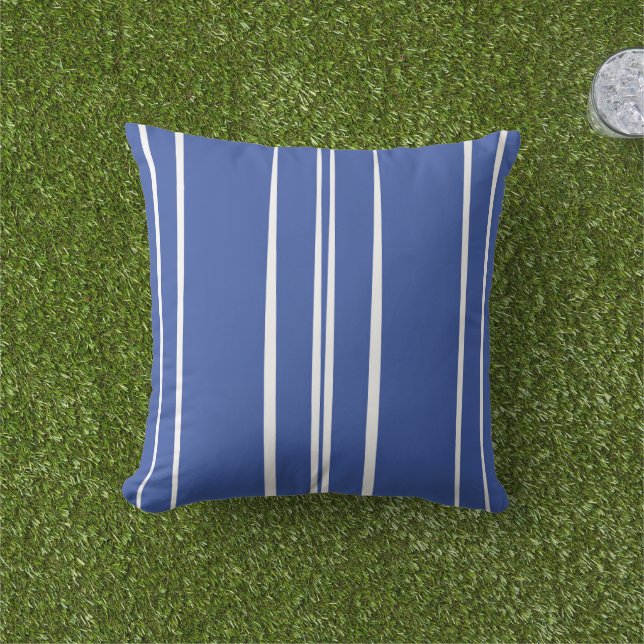 Blaues Strandhaus Kissen (Golfball-Marker)