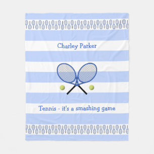Blaues Tennisangebot personalisiert gestreift Fleecedecke
