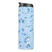 Blaues Terrazzo-Muster Thermosbecher (Nach rechts gedreht)
