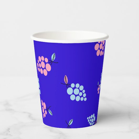 Blaues Traubenmuster Papiertasse Pappbecher (Rückseite)