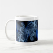 Blaues Traumschmetterling-Fraktal Kaffeetasse (Links)