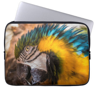 Blaues und gelbes Makaportrait Laptopschutzhülle