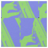 Blaues und grünes Gericht, das über Steno Maschine Stoff (Nahaufnahme)