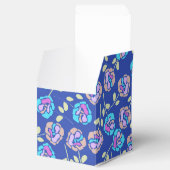 Blaues und lila Blumenmuster Geschenkschachtel (Geöffnet)