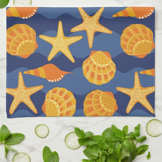 Blaues und orange Seashell-Muster Handtuch (Gefaltet)