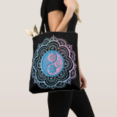 Blaues und rosa Mandala Tasche (Von Nahem)