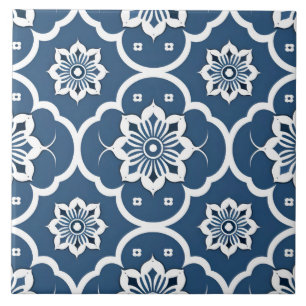 Blaues und weißes Blumenmosaikmuster Fliese