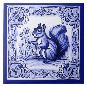 Blaues und weißes Waldeichhörnchen Folkloretiere T Fliese