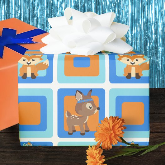 Blaues Waldhügelpapier Geschenkpapier