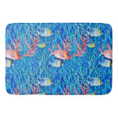 Blaues Wasser, Fisch und Korallen Badematte (Vorderseite)