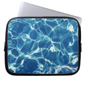 Blaues Wasser Laptopschutzhülle (Vorderseite)