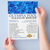 Blaues Wasser, Schwimmbad Reinigung Werbung Flyer (Hand)