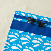 Blaues Wassermuster Streifen Retro Kanu Otter Name Strandtuch (Beispiel)
